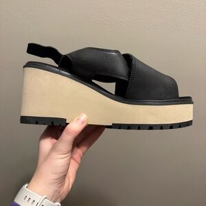 Timberland Black and Tan Platform Sandals